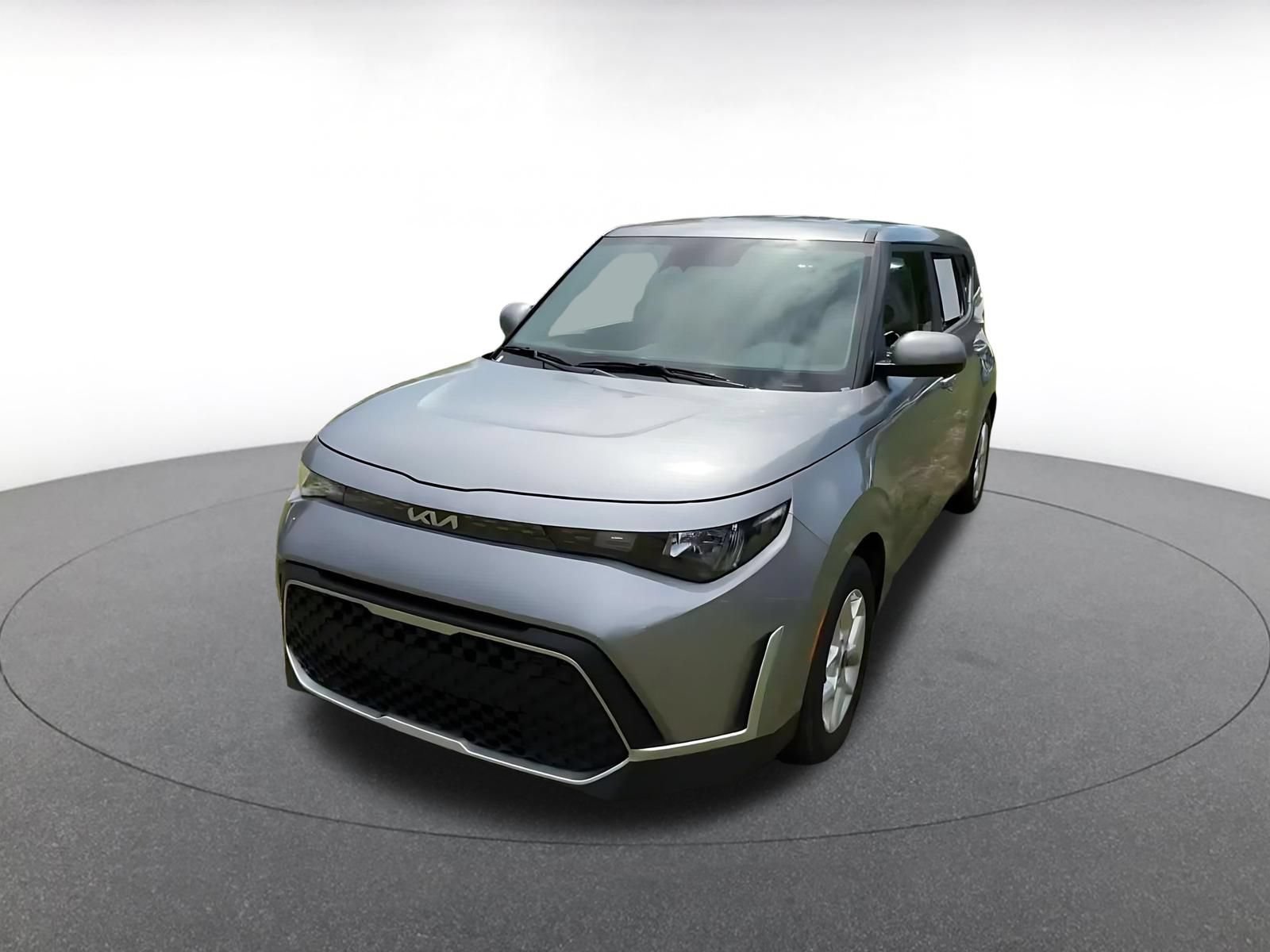 Used 2025 Kia Soul LX w/ LX Technology Package FWD image 6