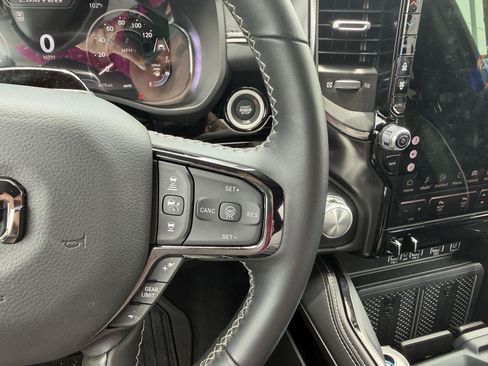 Used 2026 RAM 1500 Limited AWD/4WD image 12