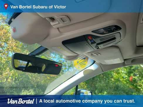 Used 2020 Subaru Outback Limited image 21