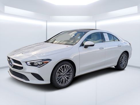 Used 2023 Mercedes-Benz CLA 250 image 10