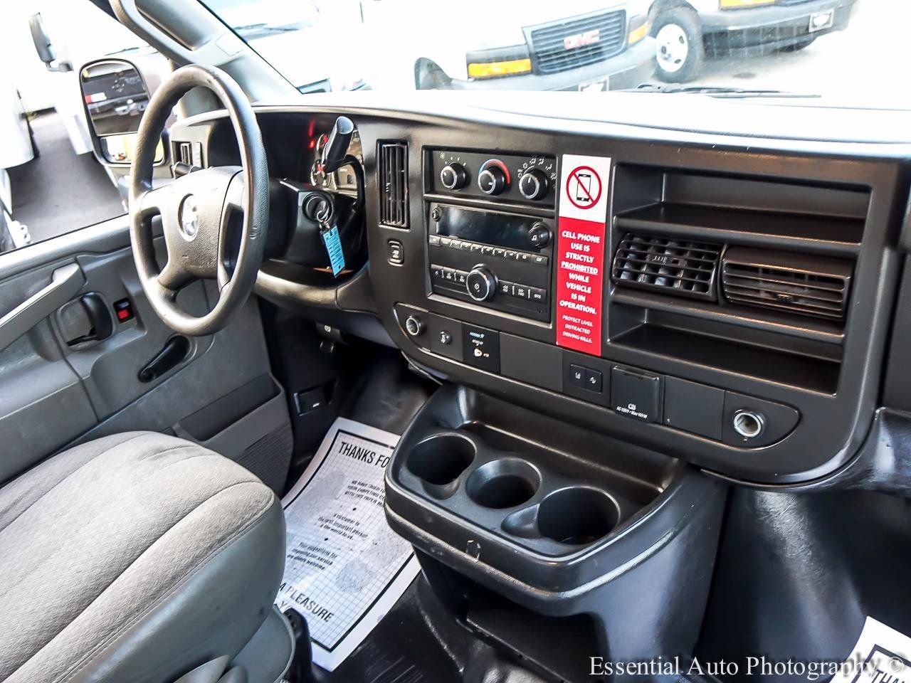 Used 2020 Chevrolet Express 3500 RWD image 17