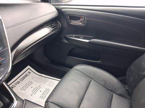 Used 2018 Toyota Avalon Limited w/ All Weather Liner Package FWD image 21