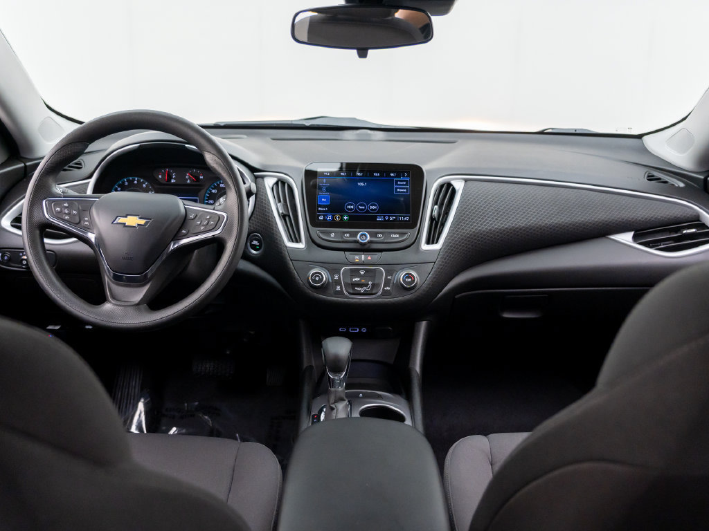 Used 2023 Chevrolet Malibu LS FWD image 12