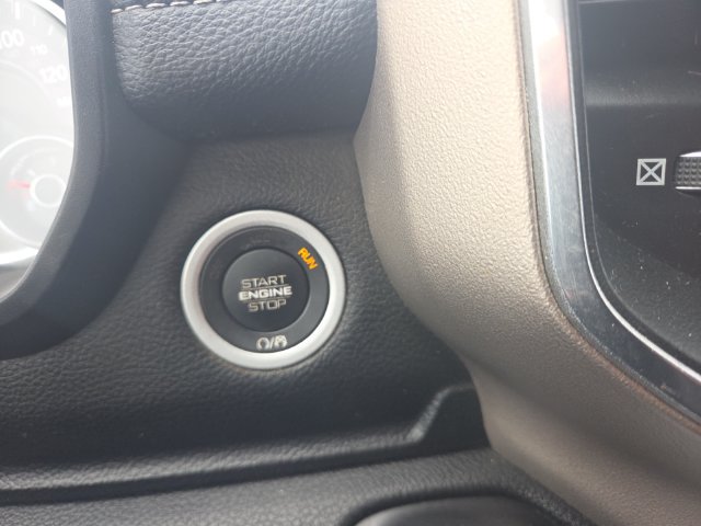 Used 2021 RAM 1500 Laramie AWD/4WD image 19