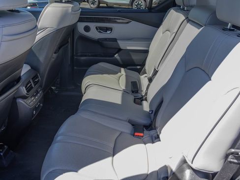 Used 2023 Honda Pilot Elite image 27