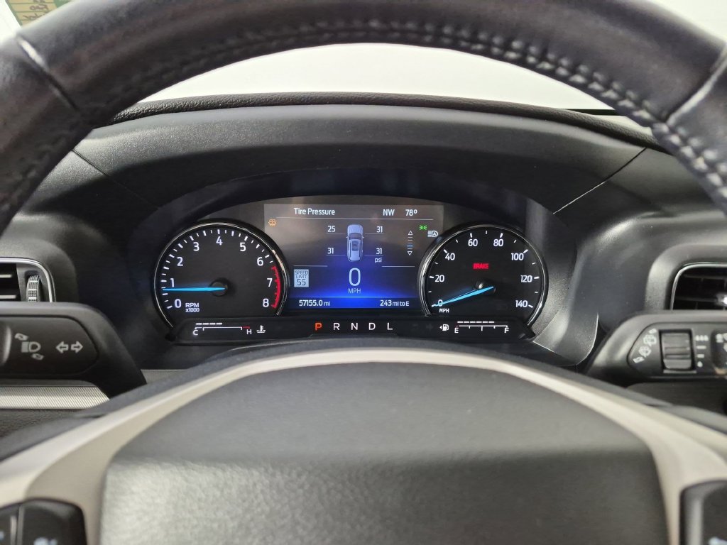Used 2022 Ford Explorer XLT w/ Equipment Group 202A RWD image 22