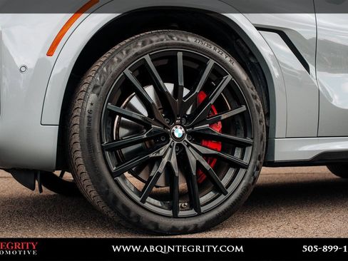 Used 2024 BMW X6 M60i w/ Dynamic Handling Package AWD/4WD image 12