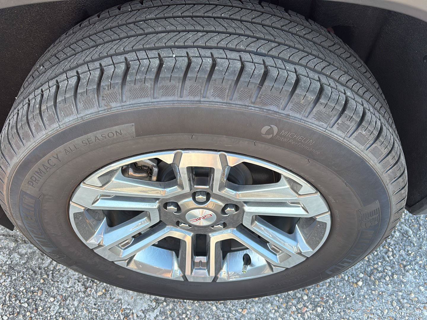 Used 2026 GMC Terrain Elevation w/ Technology Package II FWD image 11
