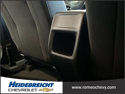 Used 2025 Chevrolet Trax LS w/ LS Convenience Package FWD image 17