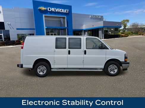 Used 2023 GMC Savana 2500 w/ Driver Convenience Package image 10