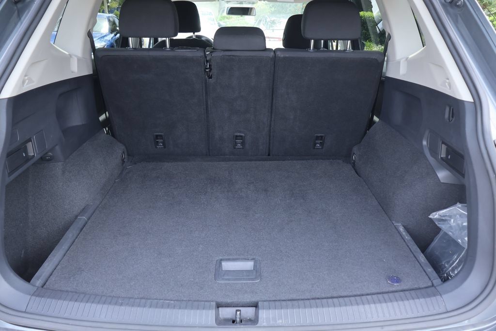 Used 2019 Volkswagen Tiguan S AWD/4WD image 17