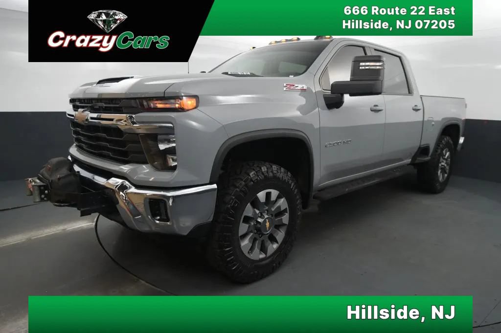 Used 2024 Chevrolet Silverado 2500 LT AWD/4WD image 1