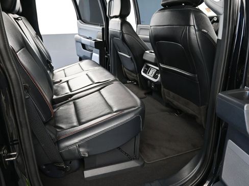 Used 2024 Ford F350 Lariat w/ Chrome Package image 19