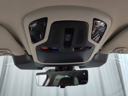 New 2025 Subaru Outback Touring AWD/4WD image 19