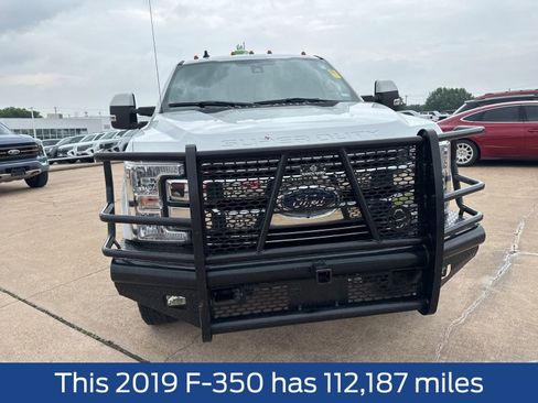 Used 2019 Ford F350 Lariat w/ Lariat Ultimate Package AWD/4WD image 2