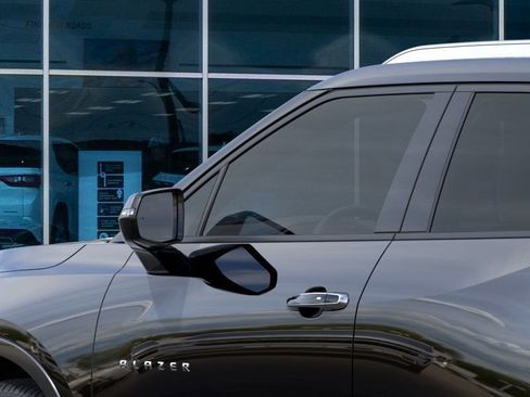 New 2025 Chevrolet Blazer Premier w/ Enhanced Convenience Package image 12