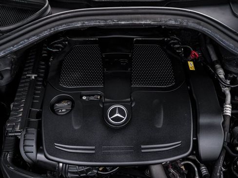 Used 2018 Mercedes-Benz GLE 350 4MATIC image 29