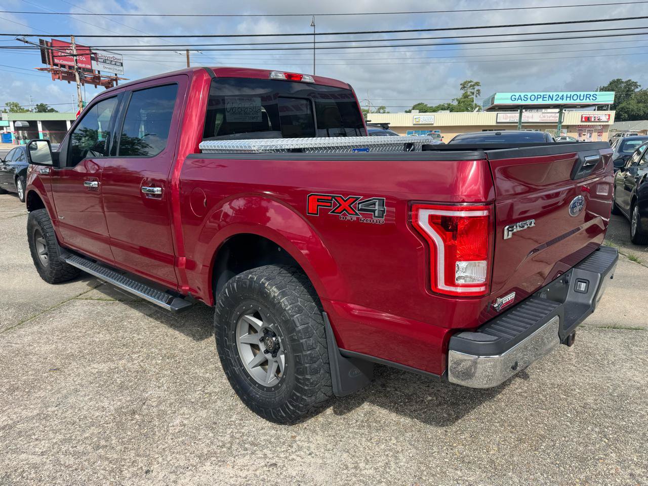 Used 2016 Ford F150 XLT w/ Equipment Group 302A Luxury AWD/4WD image 2