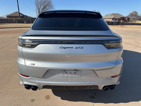 Used 2021 Porsche Cayenne GTS image 4