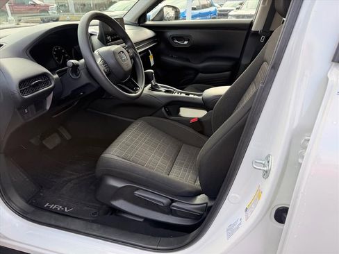 Used 2025 Honda HR-V LX image 12
