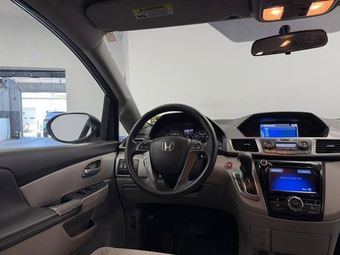 Used 2015 Honda Odyssey EX image 36