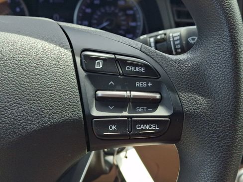 Used 2020 Hyundai Elantra SE w/ Winter Weather Package FWD image 20