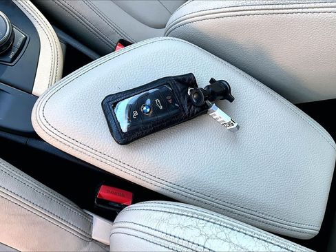 Used 2018 BMW X1 xDrive28i AWD/4WD image 14