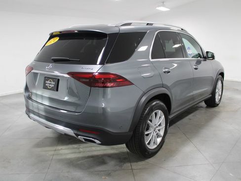 Used 2024 Mercedes-Benz GLE 450e 4MATIC image 9