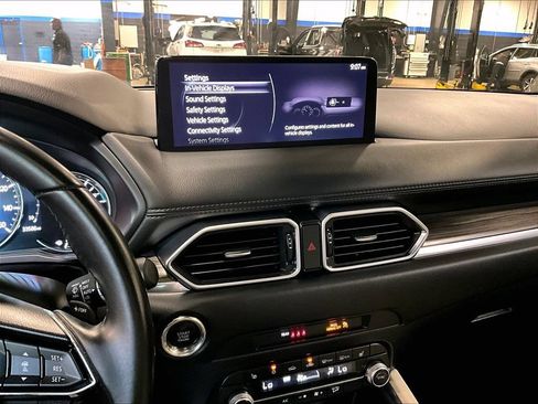 Used 2022 MAZDA CX-5 AWD 2.5 S w/ Premium Package image 19