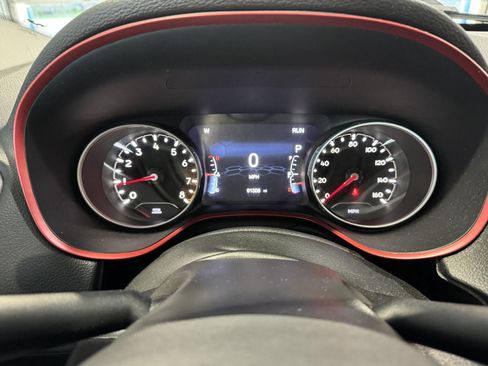Used 2020 Jeep Compass Trailhawk AWD/4WD image 19