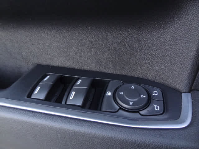 Used 2023 Chevrolet Silverado 1500 RST AWD/4WD image 16