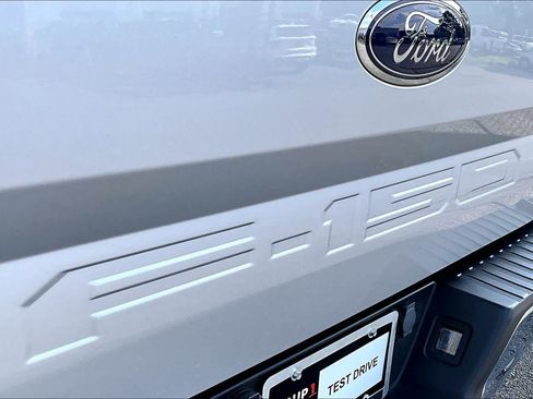 Used 2019 Ford F150 Lariat AWD/4WD image 30