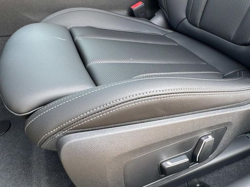 New 2025 BMW 230i xDrive Coupe w/ M Sport Package AWD/4WD image 15