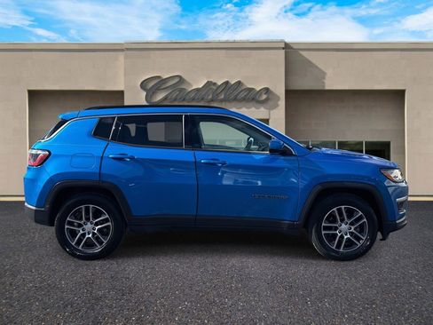 Used 2019 Jeep Compass Latitude w/ Popular Equipment Group image 2