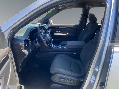 Used 2023 Honda Pilot Sport image 9