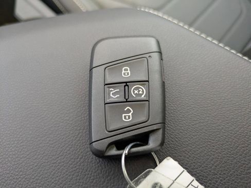 New 2026 Volkswagen Jetta SEL FWD image 29