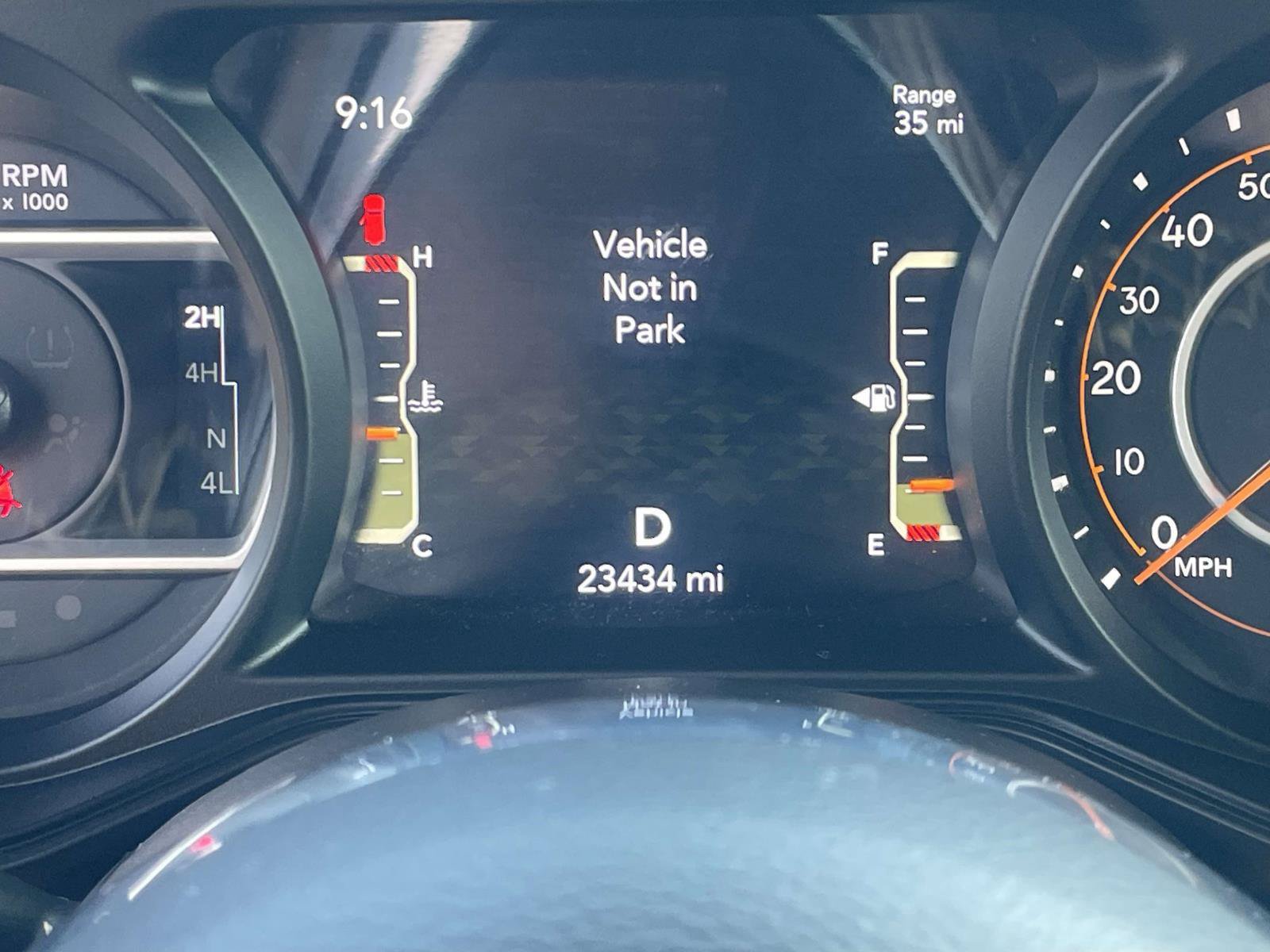 Used 2024 Jeep Wrangler Unlimited Sahara AWD/4WD image 35