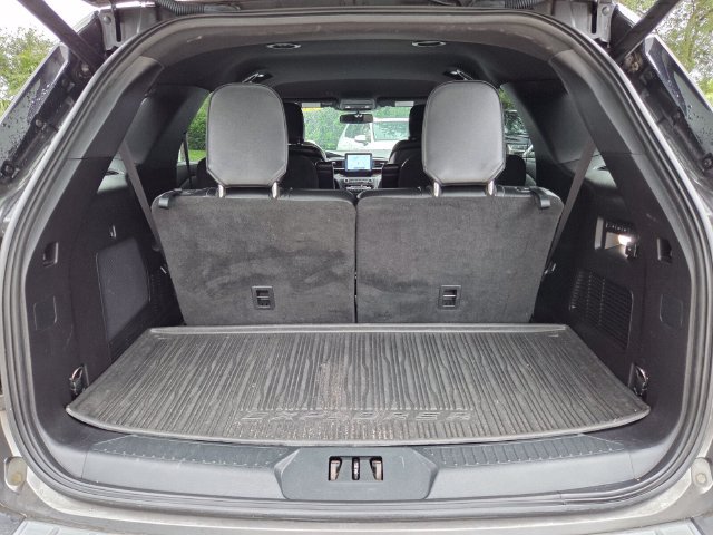Used 2020 Ford Explorer Limited w/ Class III Trailer Tow Package RWD image 19