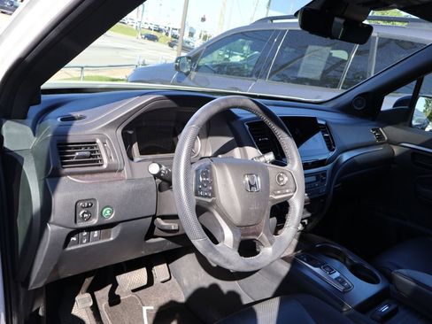 Certified 2022 Honda Passport EX-L image 9