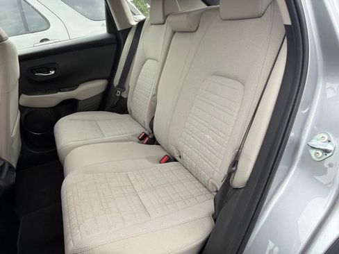 Used 2023 Honda HR-V LX image 10