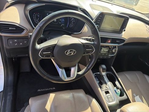 Used 2020 Hyundai Santa Fe Limited image 11