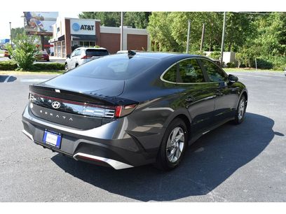 New 2025 Hyundai Sonata SE