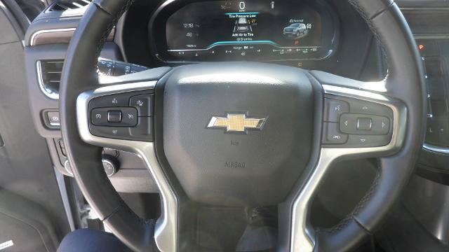 Used 2024 Chevrolet Suburban LT AWD/4WD image 25