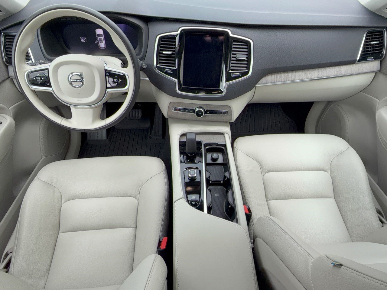 Used 2025 Volvo XC90 B6 Plus w/ Protection Package Premier AWD/4WD image 17