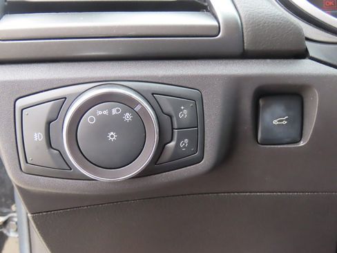 Used 2014 Ford Fusion Titanium FWD image 26