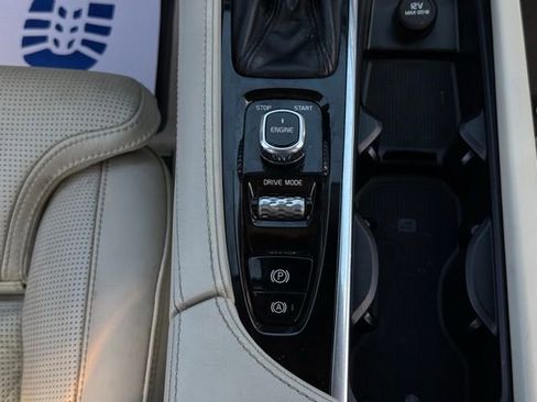 Used 2016 Volvo XC90 T6 Inscription image 31