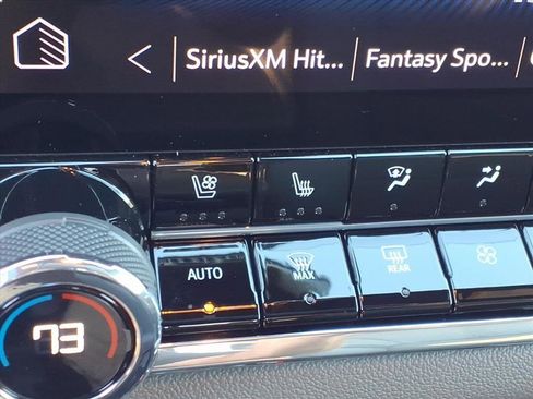 Used 2025 Chevrolet Colorado ZR2 w/ Technology Package image 20