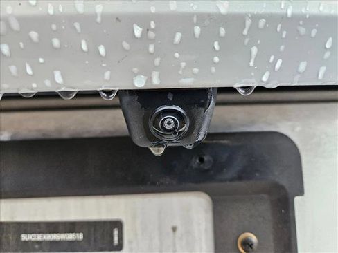 Certified 2024 BMW X6 xDrive40i w/ Parking Assistance Package image 15