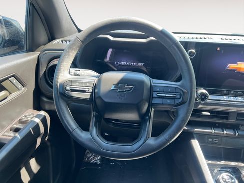 Used 2023 Chevrolet Colorado Trail Boss w/ Technology Package image 12