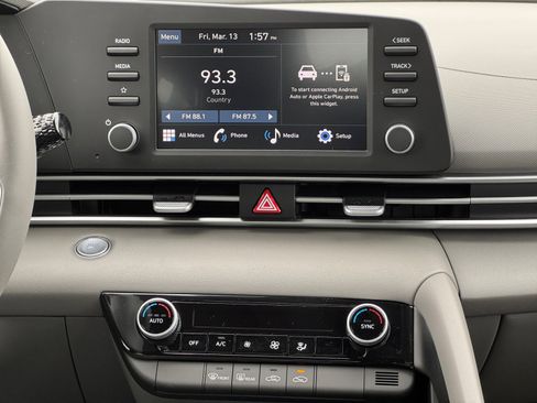 New 2026 Hyundai Elantra Sport FWD image 11